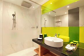 Zeus Wyndham Grand Athens