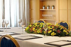 Zeus Wyndham Grand Athens