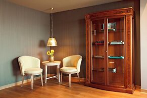 Zeus Wyndham Grand Athens