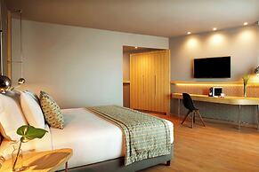 Zeus Wyndham Grand Athens