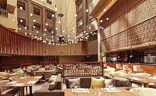 Zeus Wyndham Grand Athens