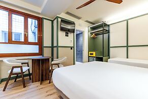 Petit Palace Tamarises