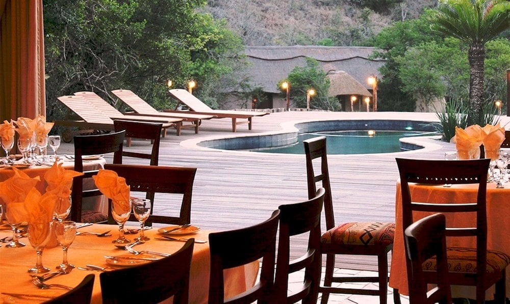 Premier Resort Mpongo Private Game Reserve