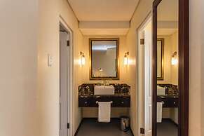Premier Hotel Regent