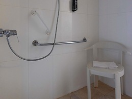 ibis Styles Chinon