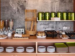 ibis Styles Chinon
