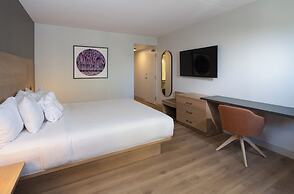 Norwood Hotel