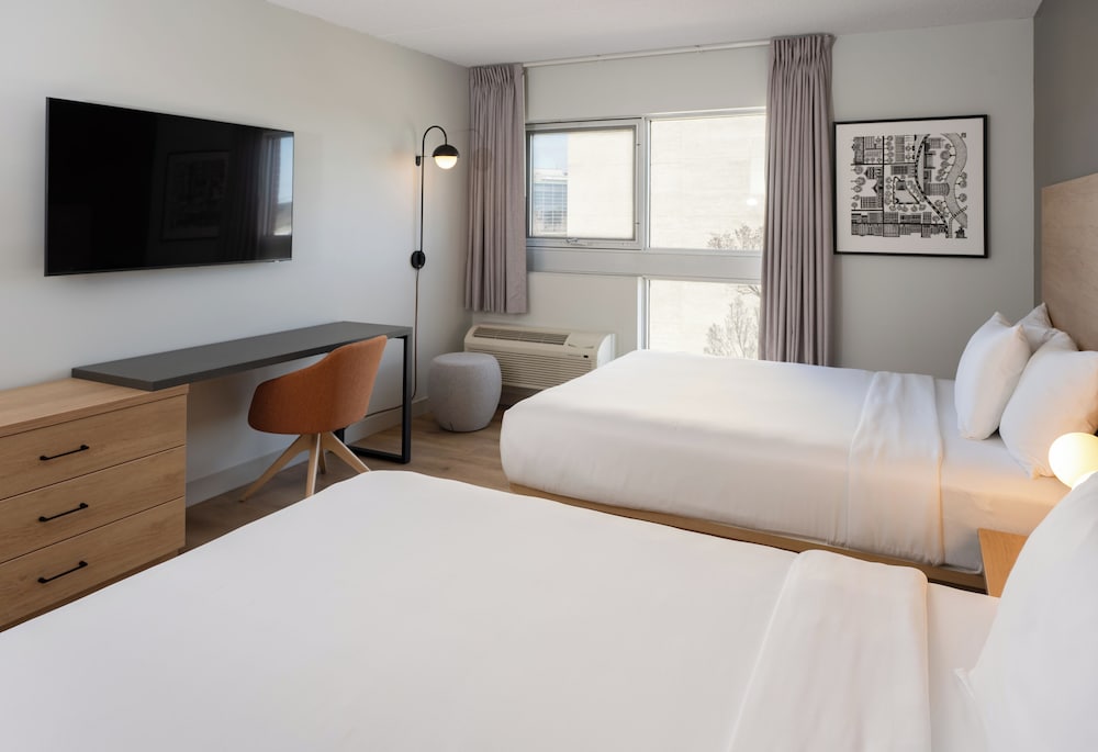 Norwood Hotel