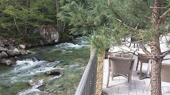Les Jardins De La Glaciere