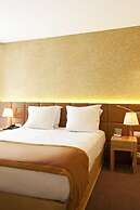 Golden Tulip Avignon Le Paradou
