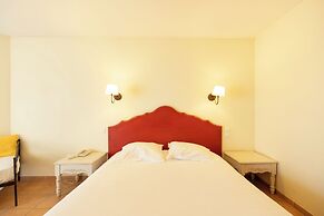 Golden Tulip Avignon Le Paradou