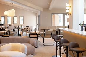 Golden Tulip Avignon Le Paradou