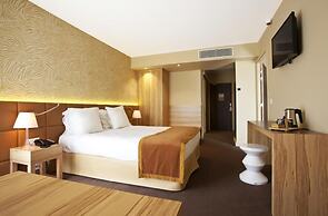 Golden Tulip Avignon Le Paradou