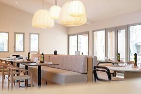 Golden Tulip Avignon Le Paradou