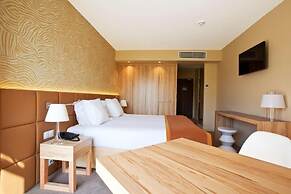Golden Tulip Avignon Le Paradou