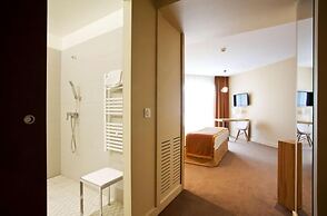 Golden Tulip Avignon Le Paradou