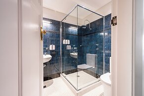 The Russell Boutique Hotel