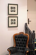The Russell Boutique Hotel