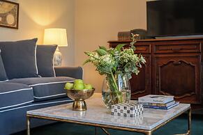 The Russell Boutique Hotel
