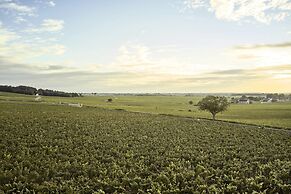 COMO Le Montrachet