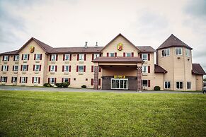 Super 8 by Wyndham Amherst NS