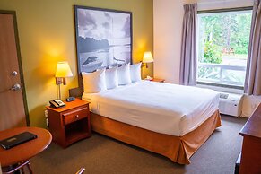 Super 8 by Wyndham Amherst NS