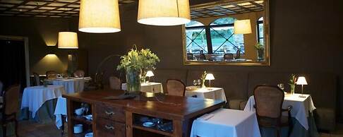 Mas Salvi Country Boutique Hotel
