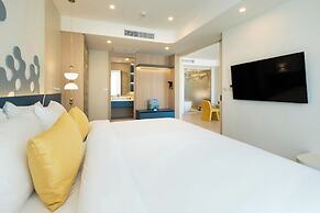 Katathani Phuket Beach Resort