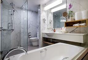 Katathani Phuket Beach Resort