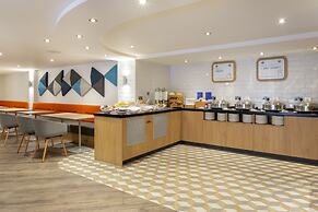Holiday Inn Express - Edinburgh City Centre by IHG