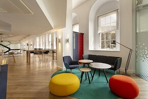 Holiday Inn Express - Edinburgh City Centre by IHG