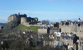 Holiday Inn Express - Edinburgh City Centre by IHG
