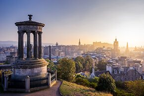 Holiday Inn Express - Edinburgh City Centre by IHG