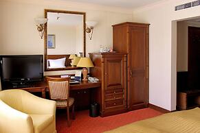 Crystal Palace Boutique Hotel