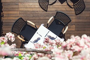 Crystal Palace Boutique Hotel