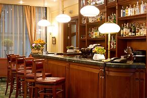 Crystal Palace Boutique Hotel