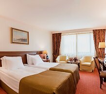 Crystal Palace Boutique Hotel