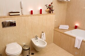 Crystal Palace Boutique Hotel