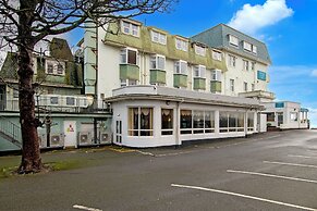 Bournemouth East Cliff by Belvilla