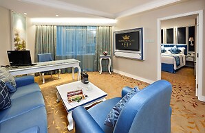 HOTEL EMPEROR - MACAU