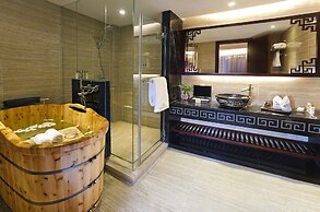 HOTEL EMPEROR - MACAU
