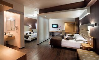Sport Village Hotel & Spa