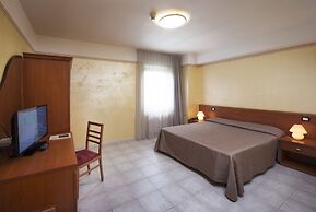 Sport Village Hotel & Spa
