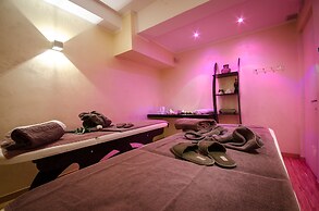 Sport Village Hotel & Spa
