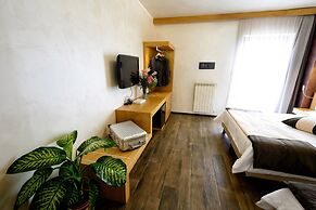 Sport Village Hotel & Spa