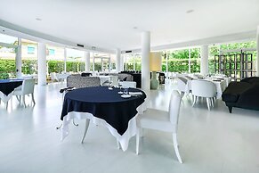 Mondial Resort & Spa