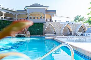 Travellers Beach Resort