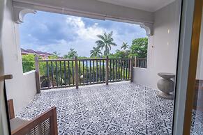 Travellers Beach Resort