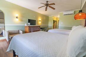 Travellers Beach Resort