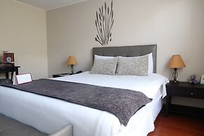 Embassy Quito Hotel